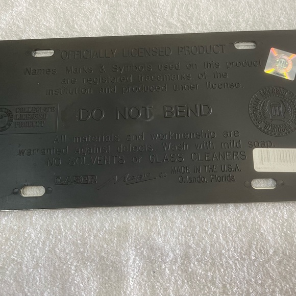 USF University of South Florida Bulls Alumni mirrored license plate. - Picture 3 of 3